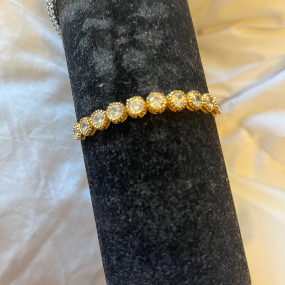 Gold plated adjustable bracelet